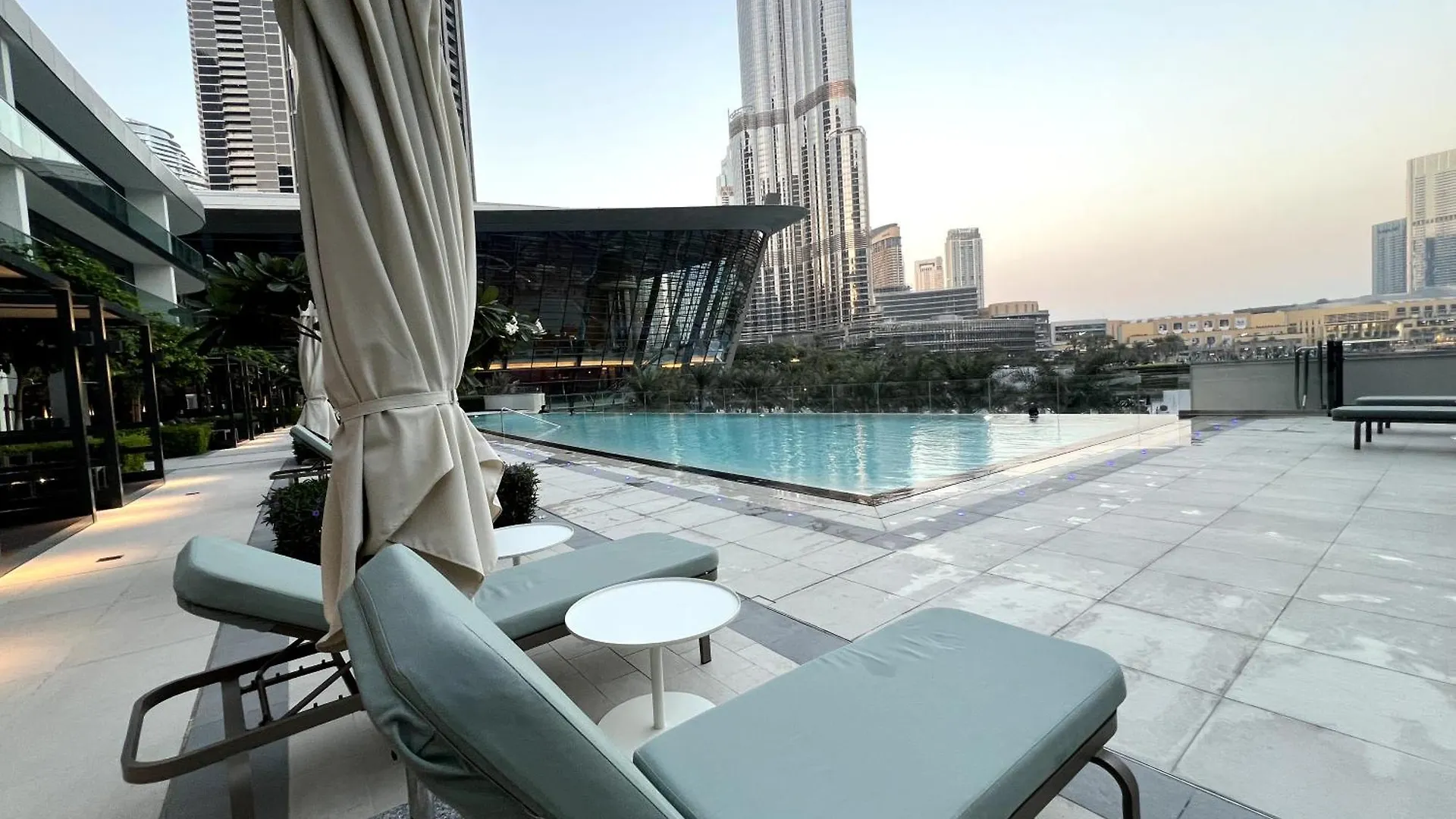 Prime 2Br Apartment Burj Khalifa & Fountain Views Dubai
